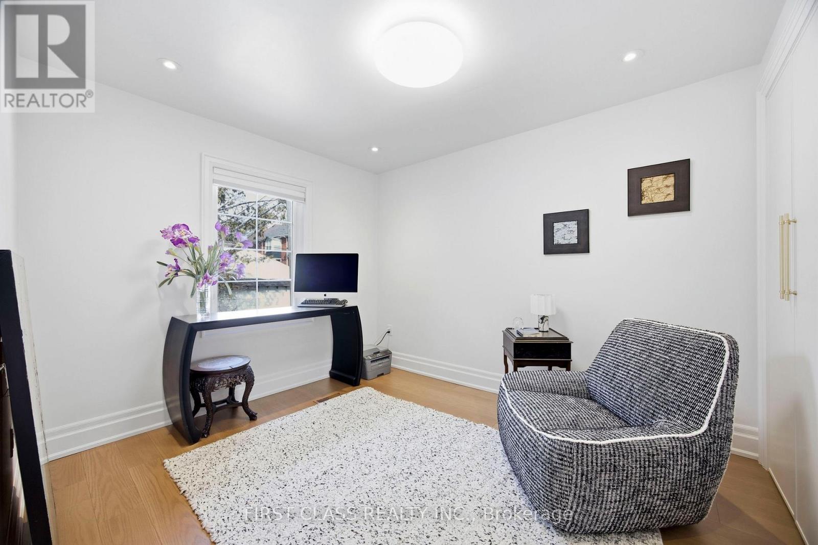 66 WILLOWBANK BOULEVARD - 27