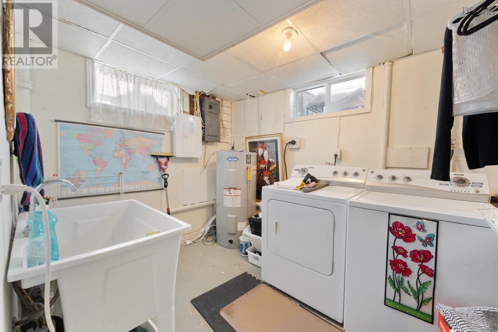 Property 16 of 18 of 122 Cote Des Neiges Road