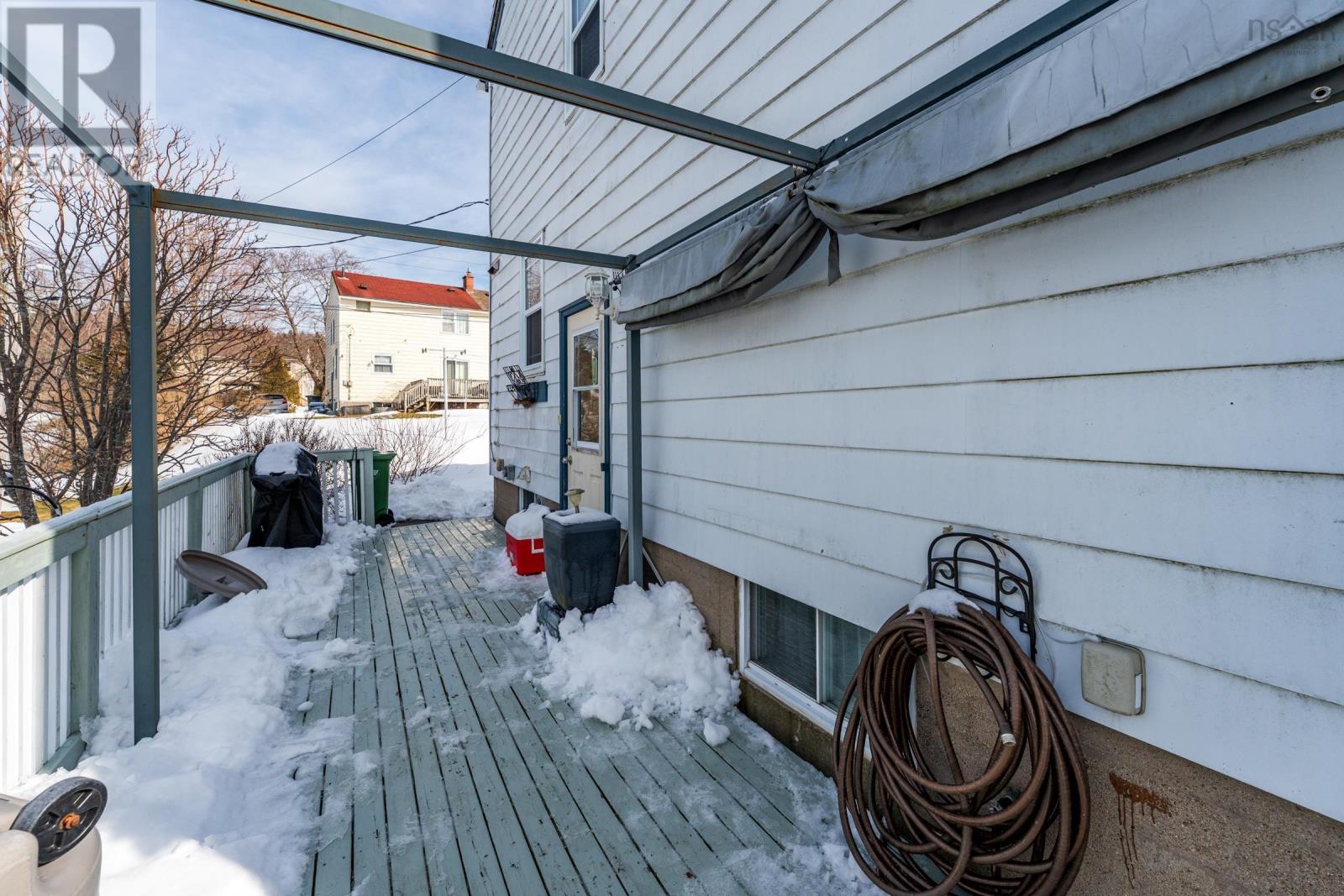 Property 3 of 18 of 122 Cote Des Neiges Road