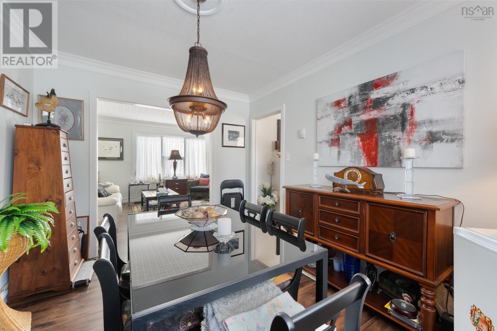 Property 8 of 18 of 122 Cote Des Neiges Road