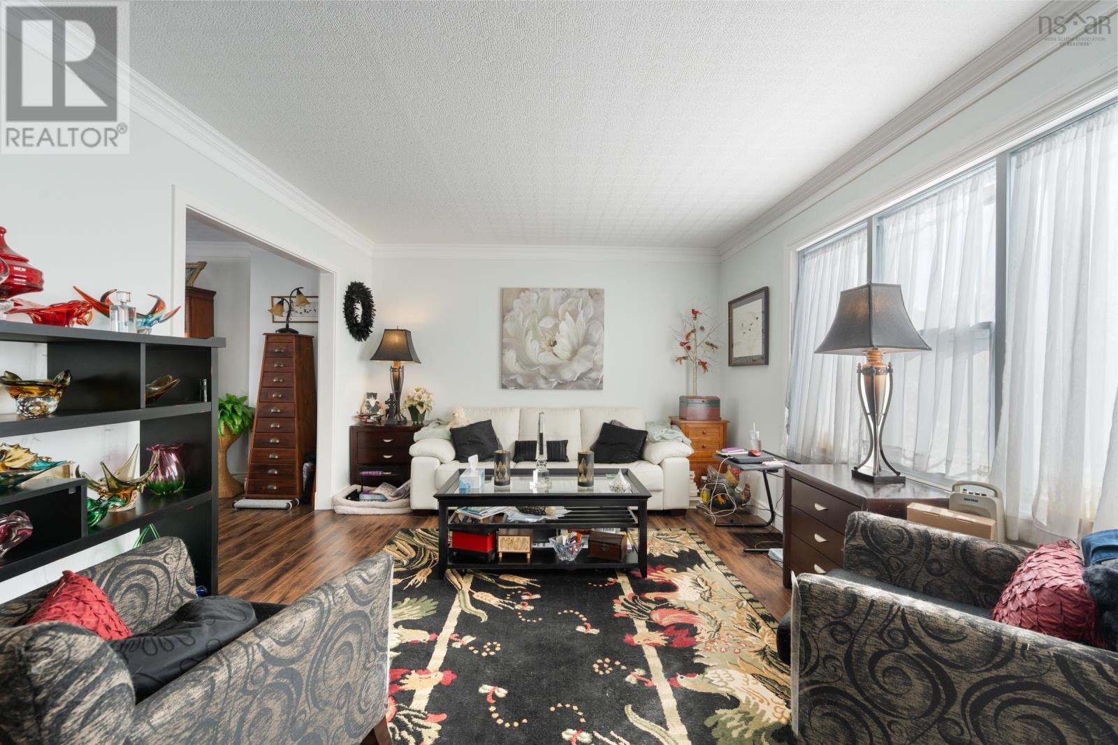 Property 6 of 18 of 122 Cote Des Neiges Road