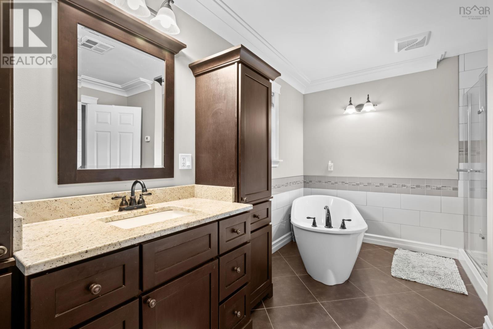 Property 27 of 50 of 102 Harold Silver Road