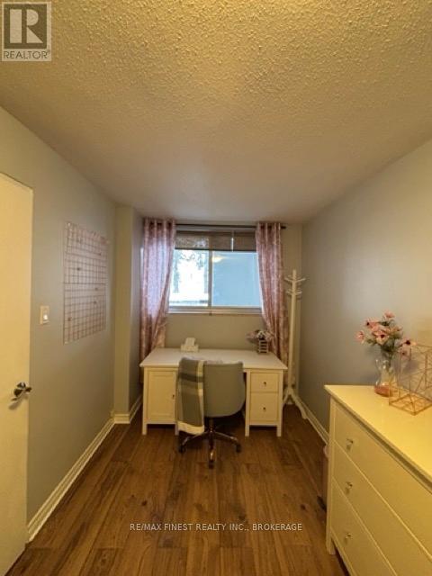 106 - 1 MOWAT AVENUE — photo 7
