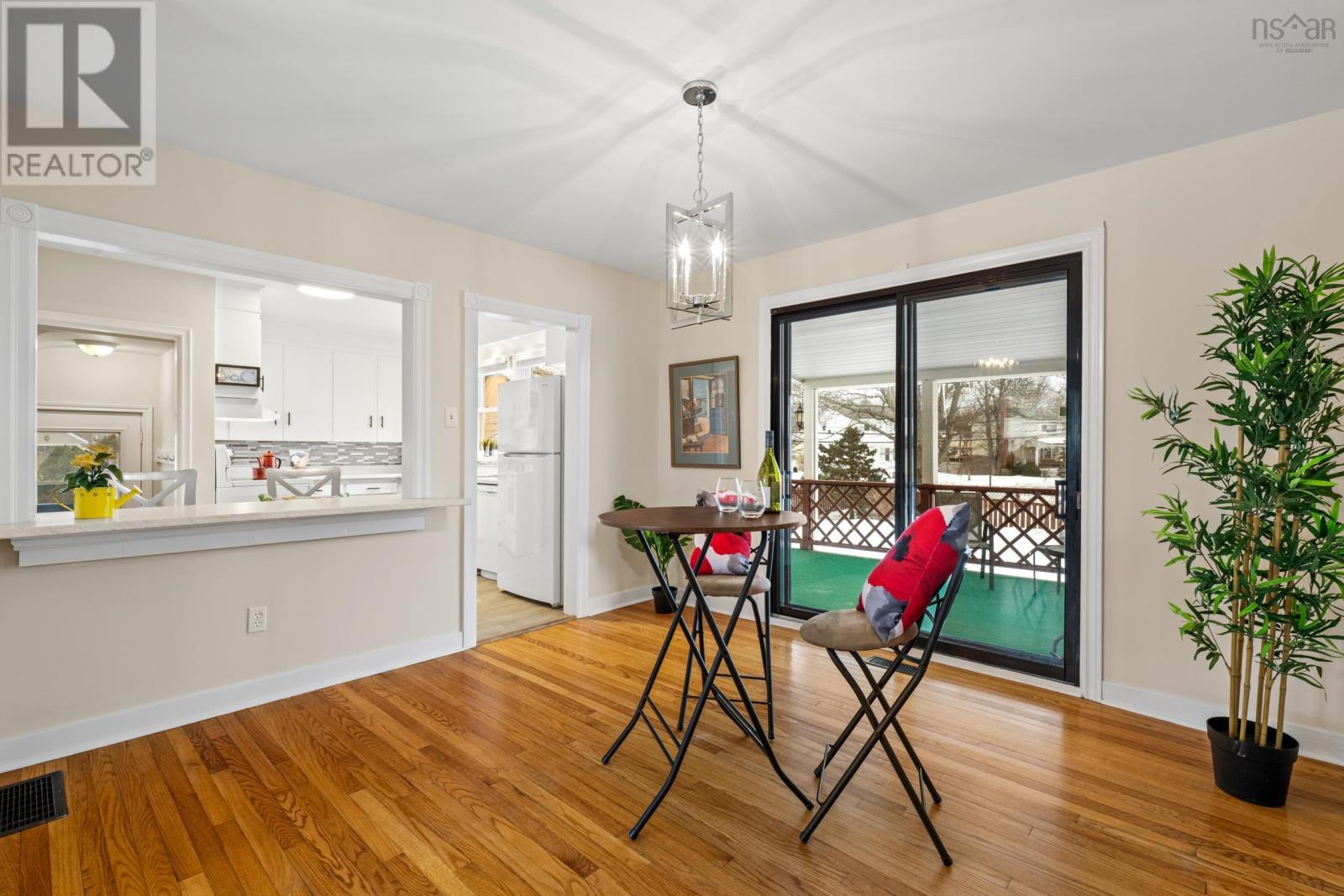 Property 14 of 49 of 34 Langley Avenue