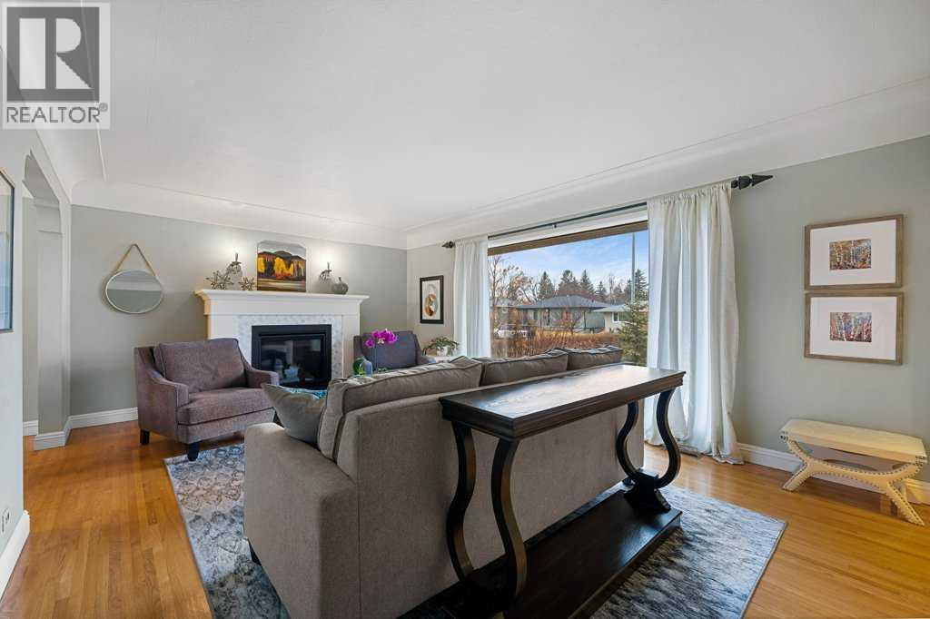 Single Family House Bungalow for Sale in  A Street SW Richmond Calgary 