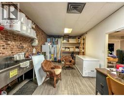 35 Main Street West, Ridgetown, ON N0P1C0 Photo 6