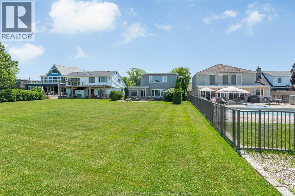 11830 RIVERSIDE DRIVE East - 13