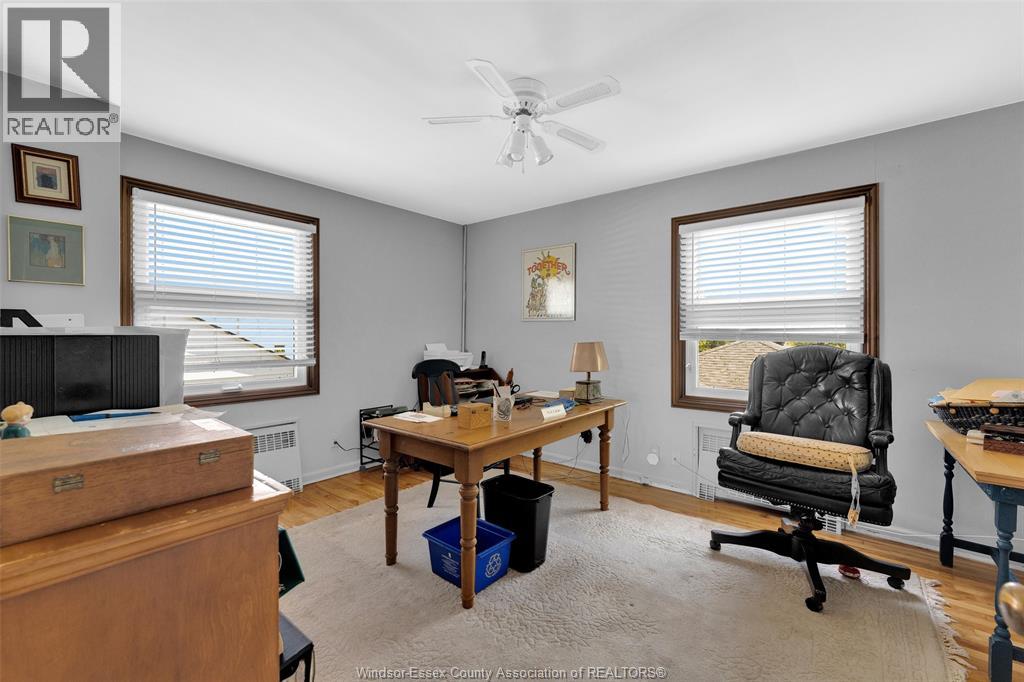11830 RIVERSIDE DRIVE East - 37