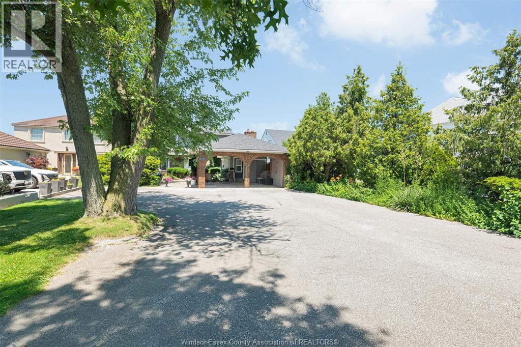 11830 RIVERSIDE DRIVE East - 4
