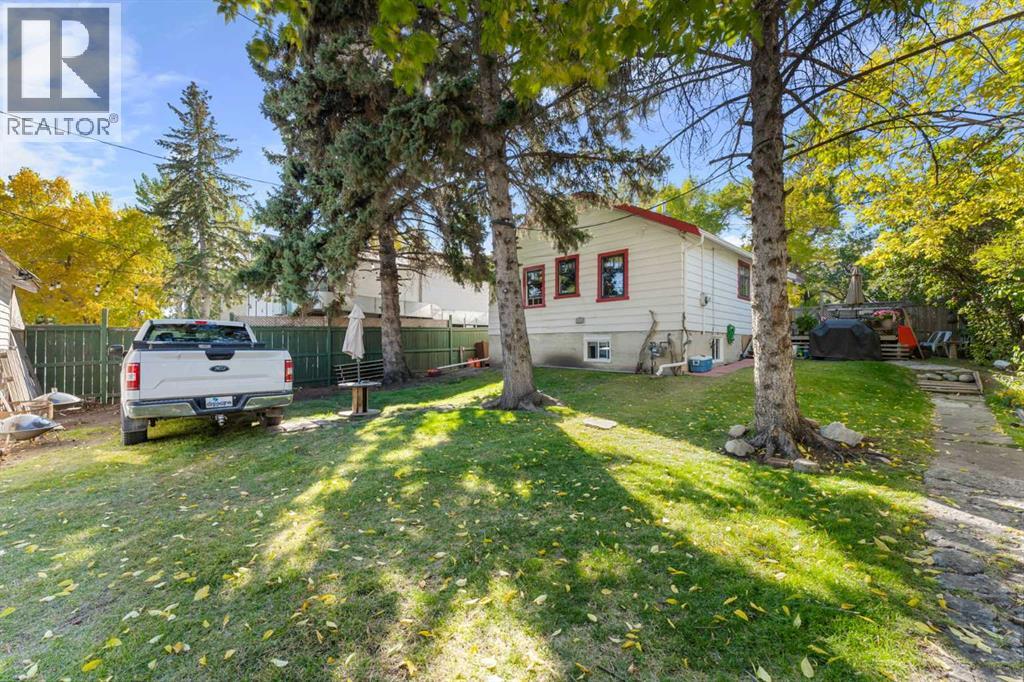 Single Family House Bungalow for Sale in   Street SW Manchester Calgary 