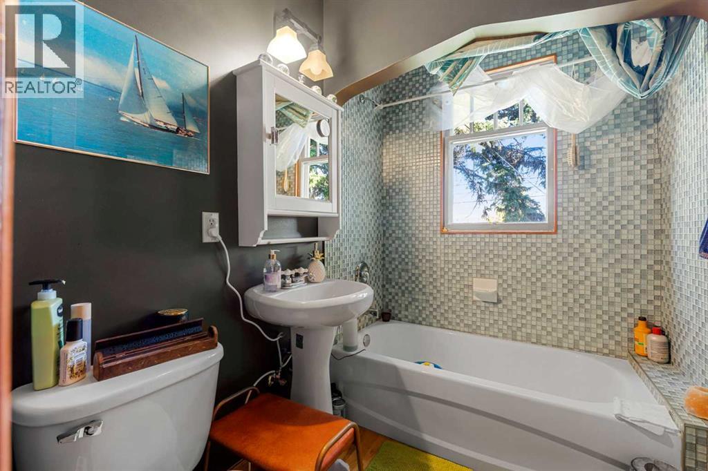 Single Family House Bungalow for Sale in   Street SW Manchester Calgary 