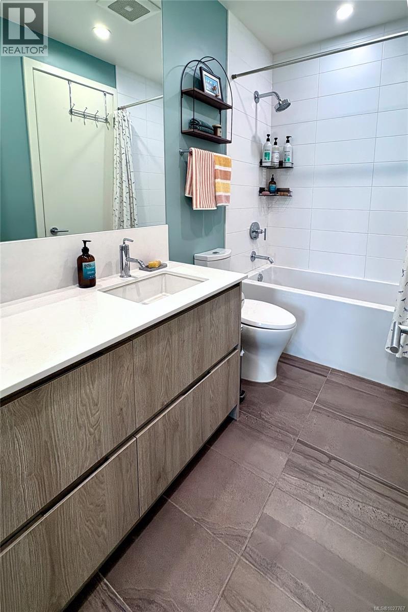 301 501 Park Place, Esquimalt