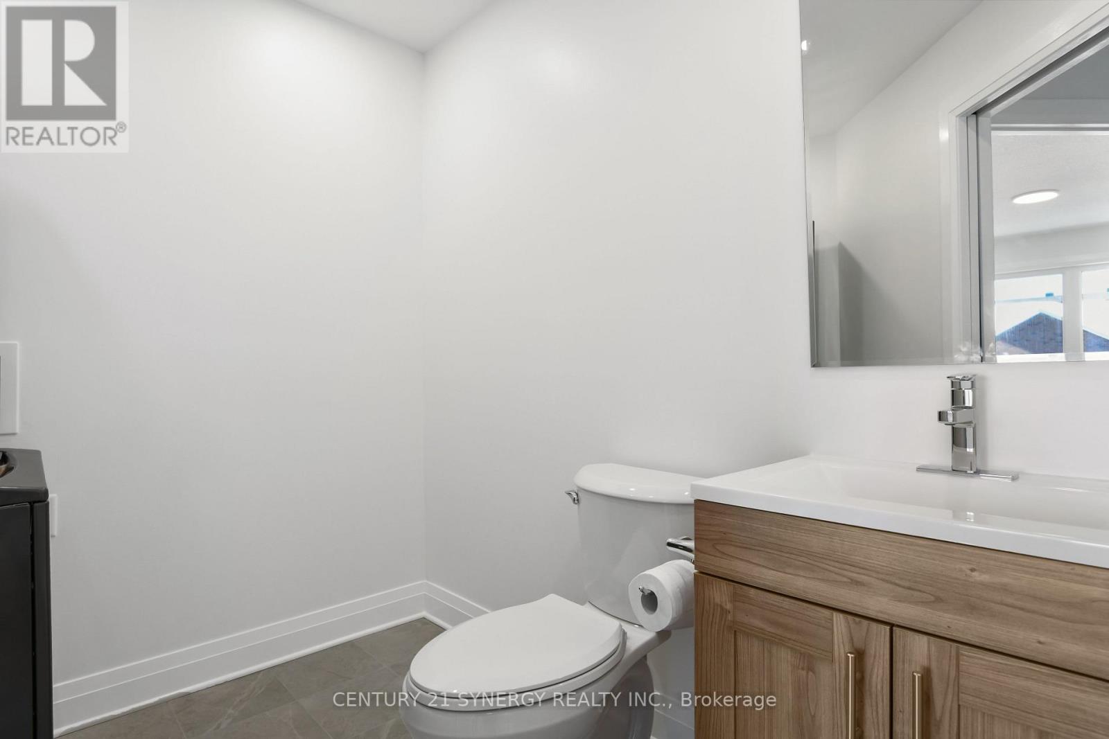 7 WEAVER CRESCENT - 22