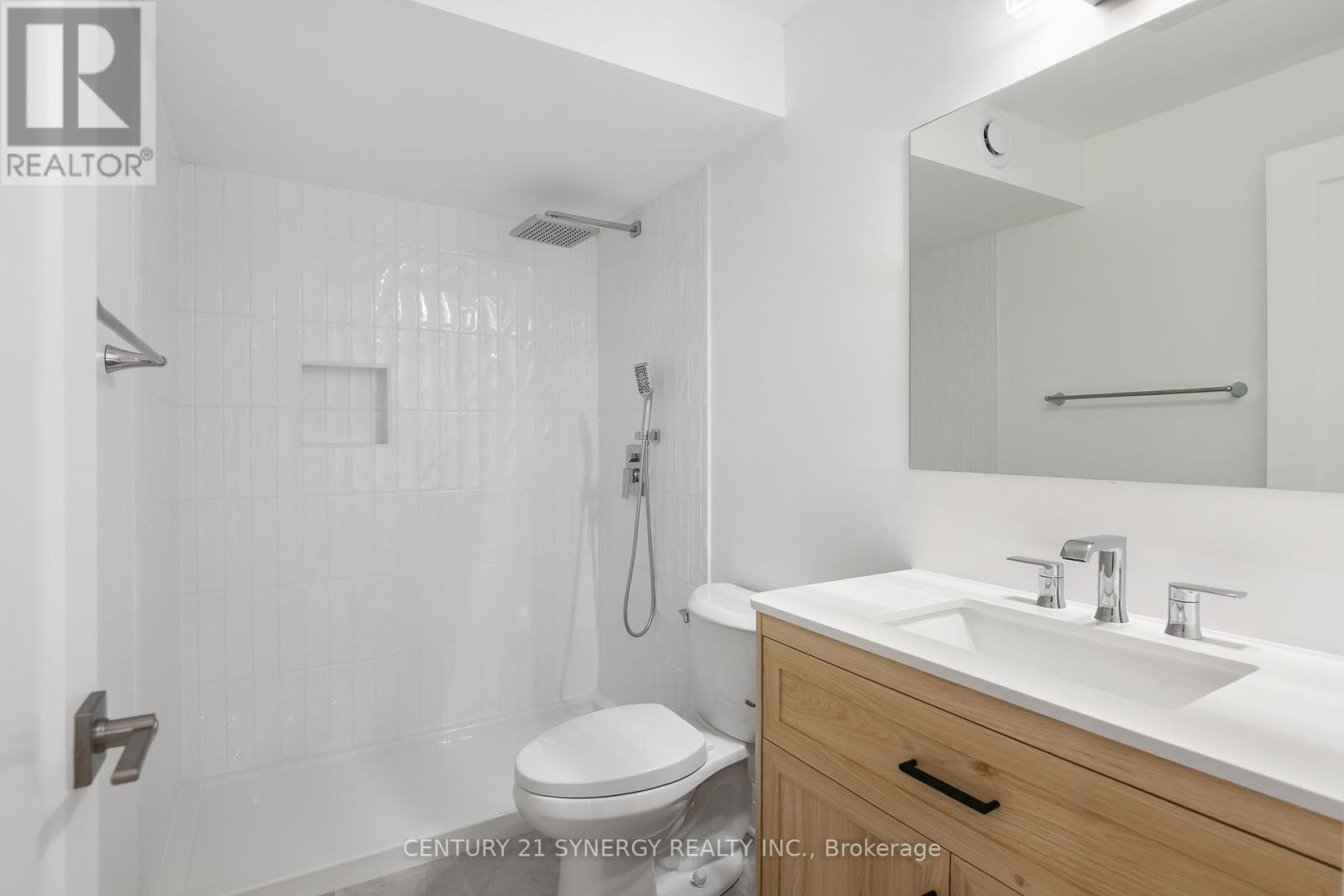 7 WEAVER CRESCENT - 28