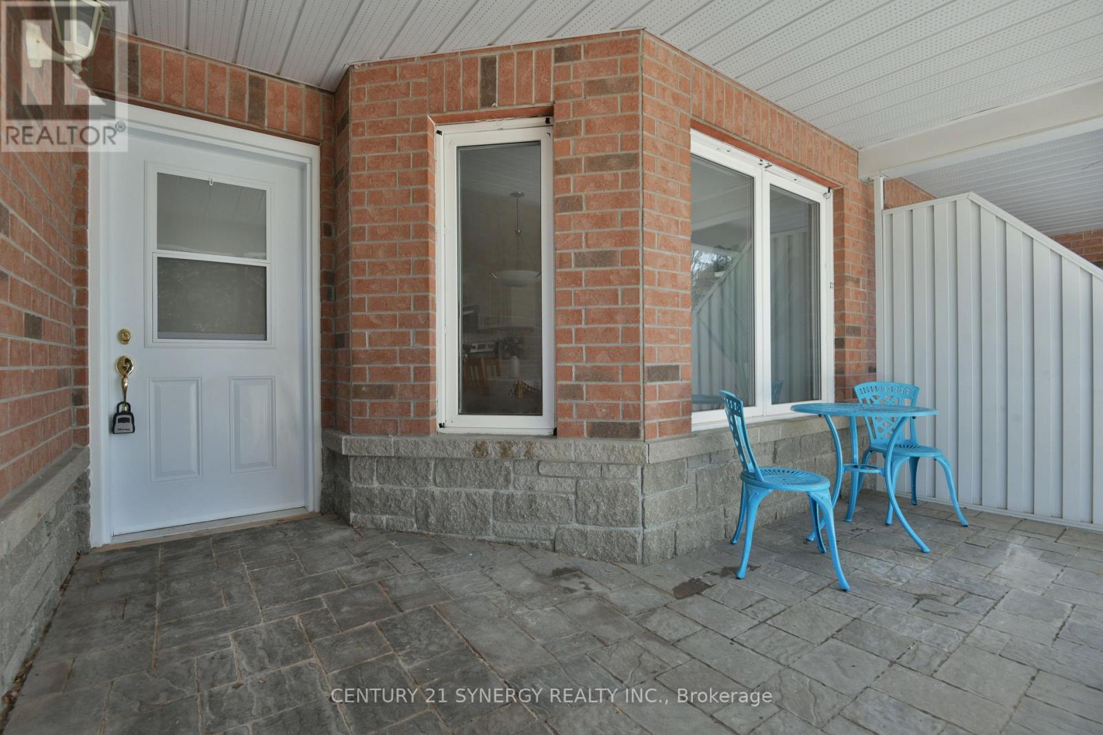 7 WEAVER CRESCENT - 3