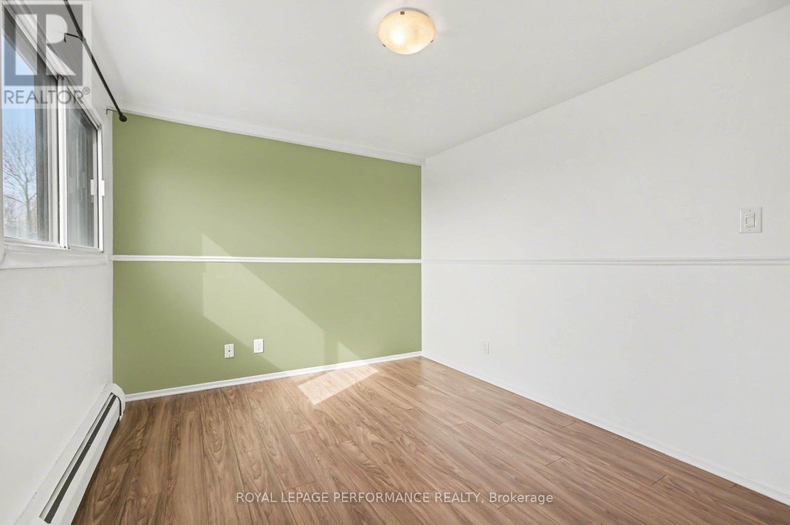 8 - 51 SUMAC STREET — photo 20
