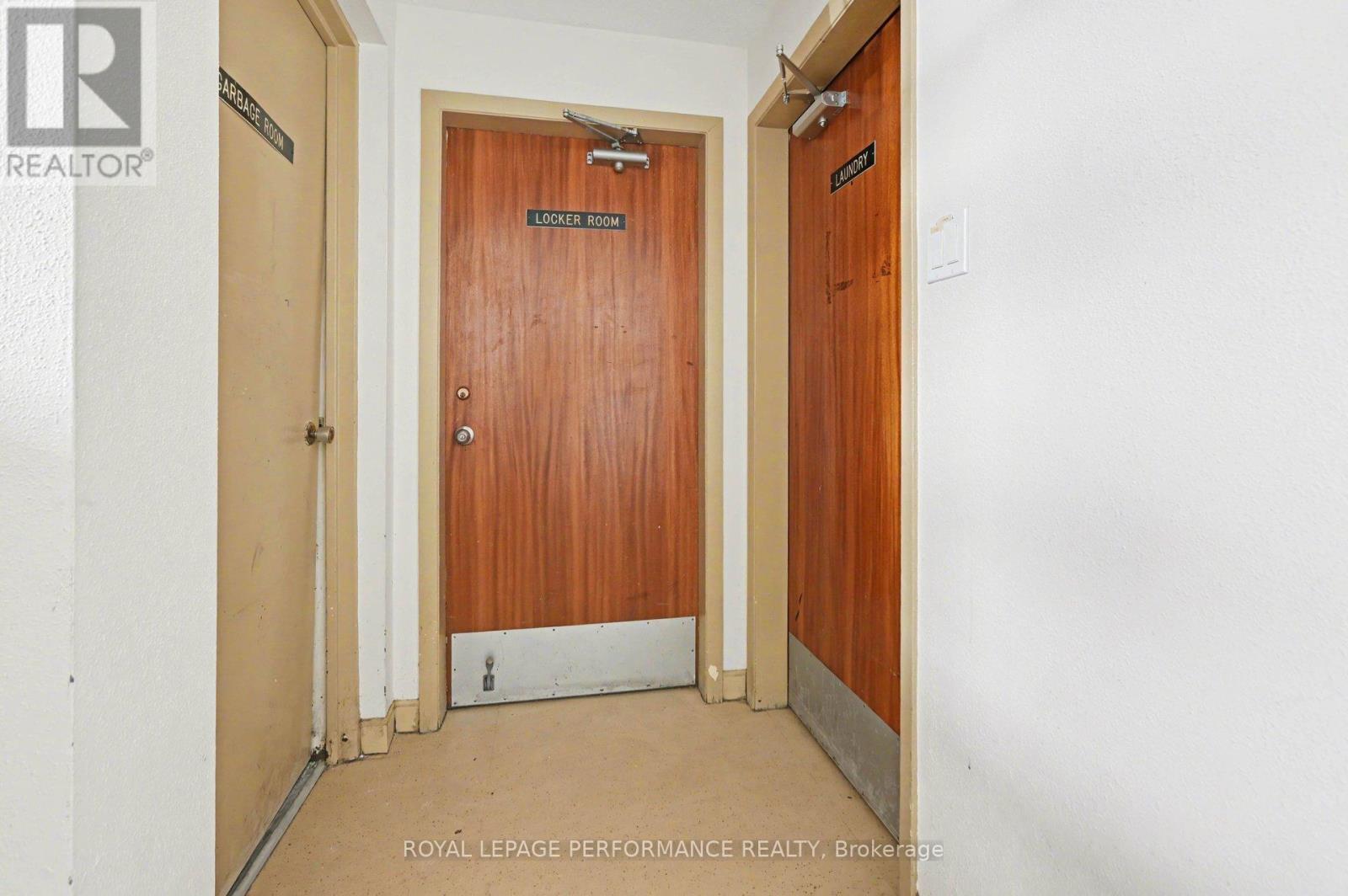 8 - 51 SUMAC STREET — photo 26