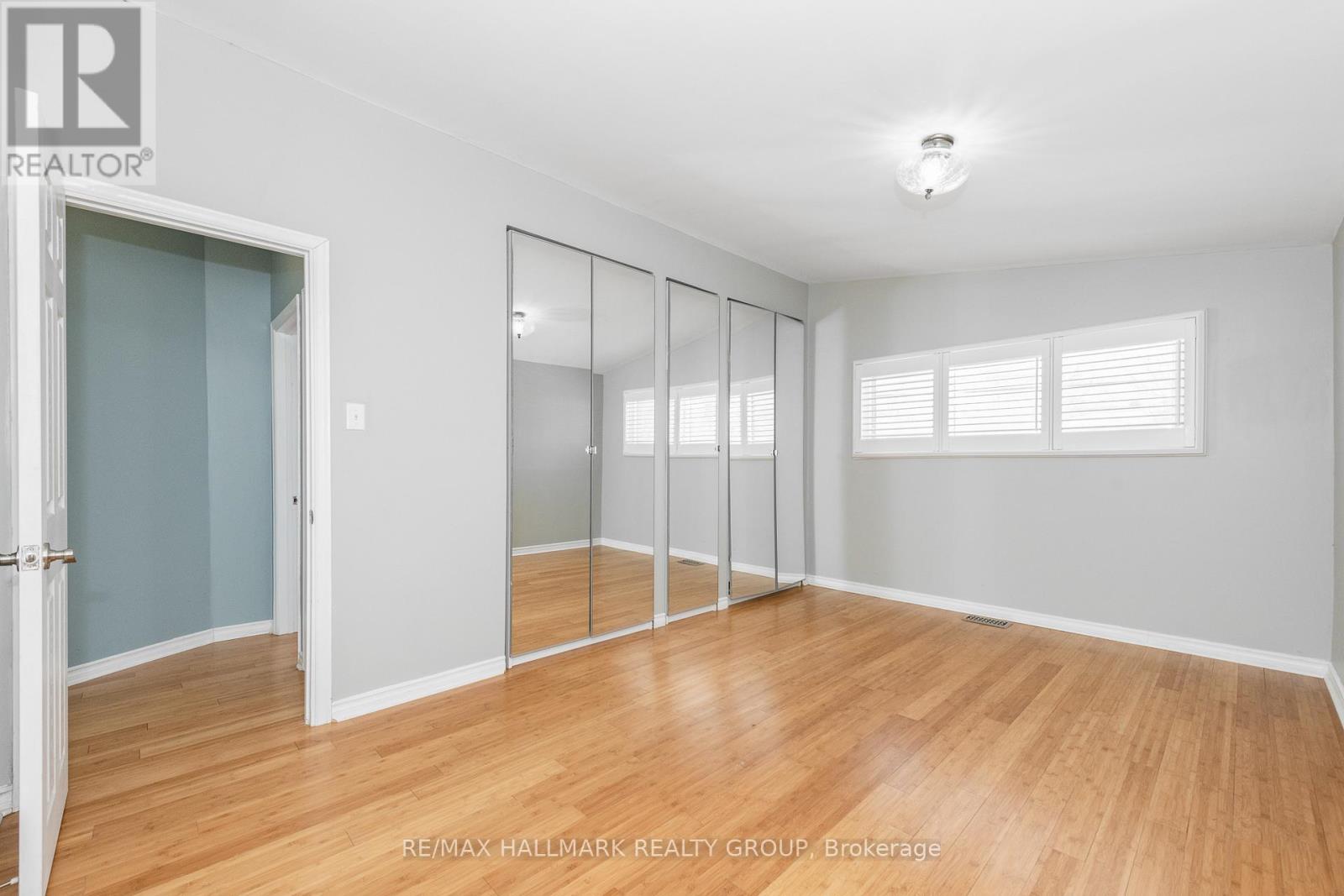 2223 HALIFAX DRIVE - 22