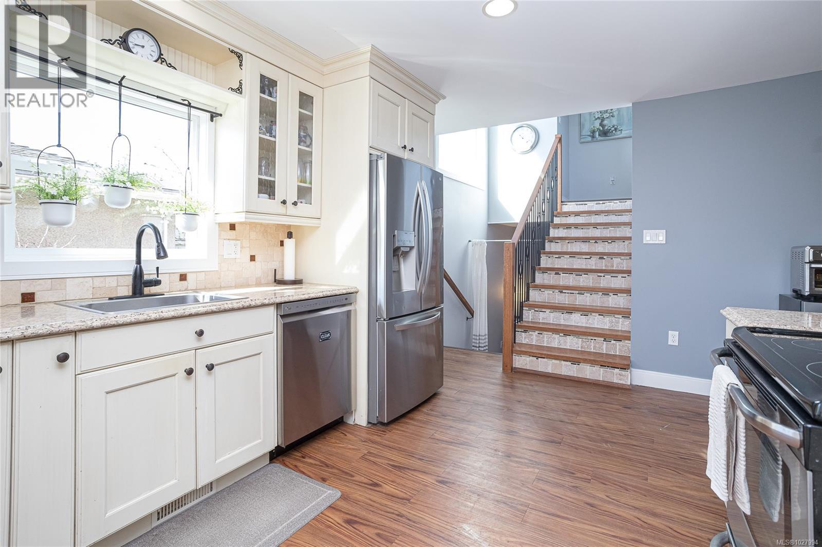  3172 Wascana Street, Saanich