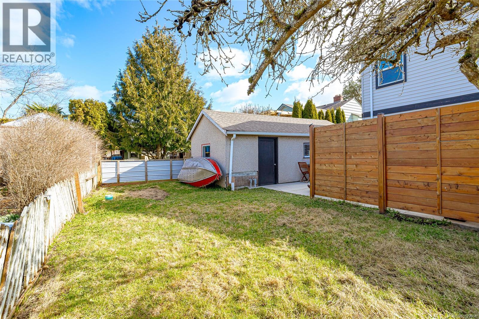  3172 Wascana Street, Saanich