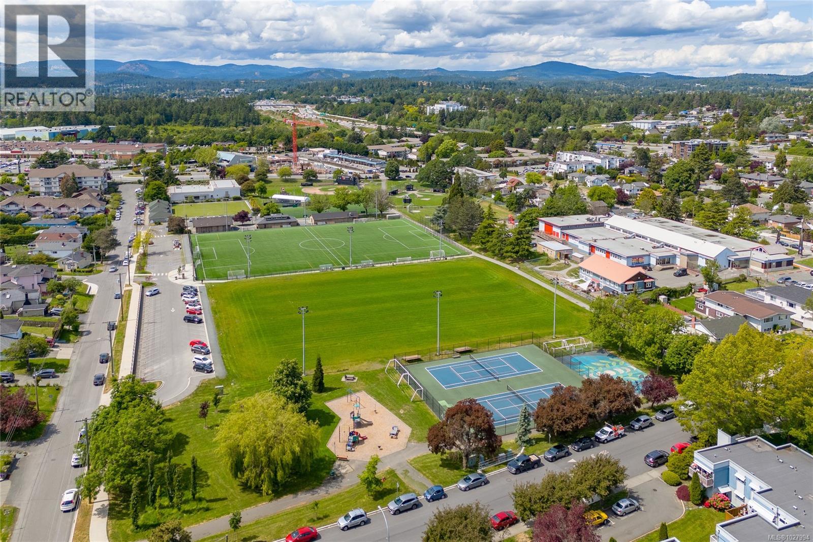  3172 Wascana Street, Saanich