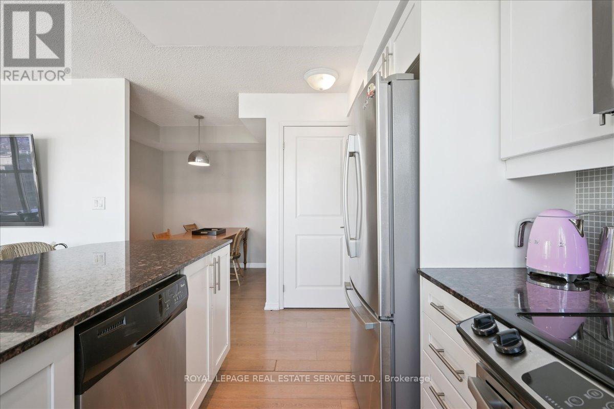 #1502 125 WESTERN BATTERY ROAD - 19