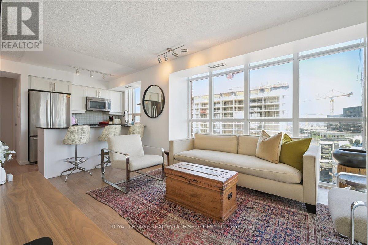 #1502 125 WESTERN BATTERY ROAD - 29