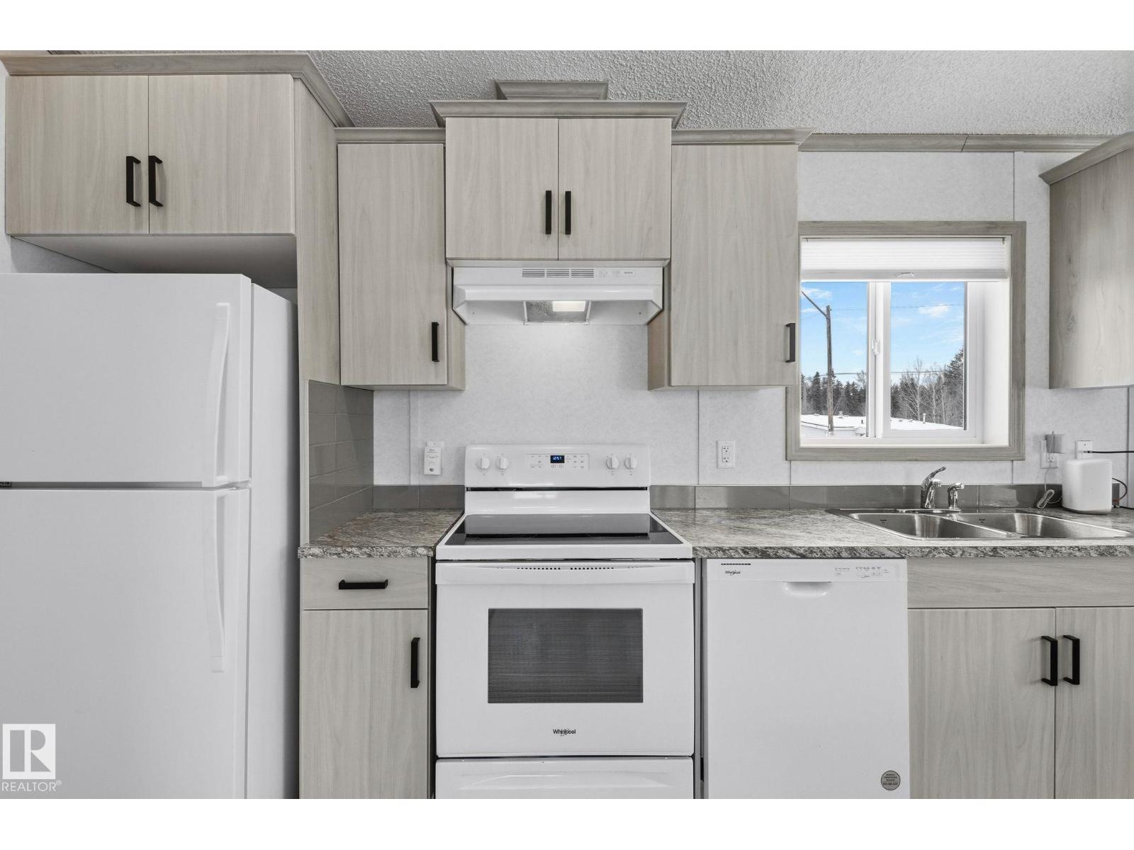 184 305 Calahoo RD, Spruce Grove