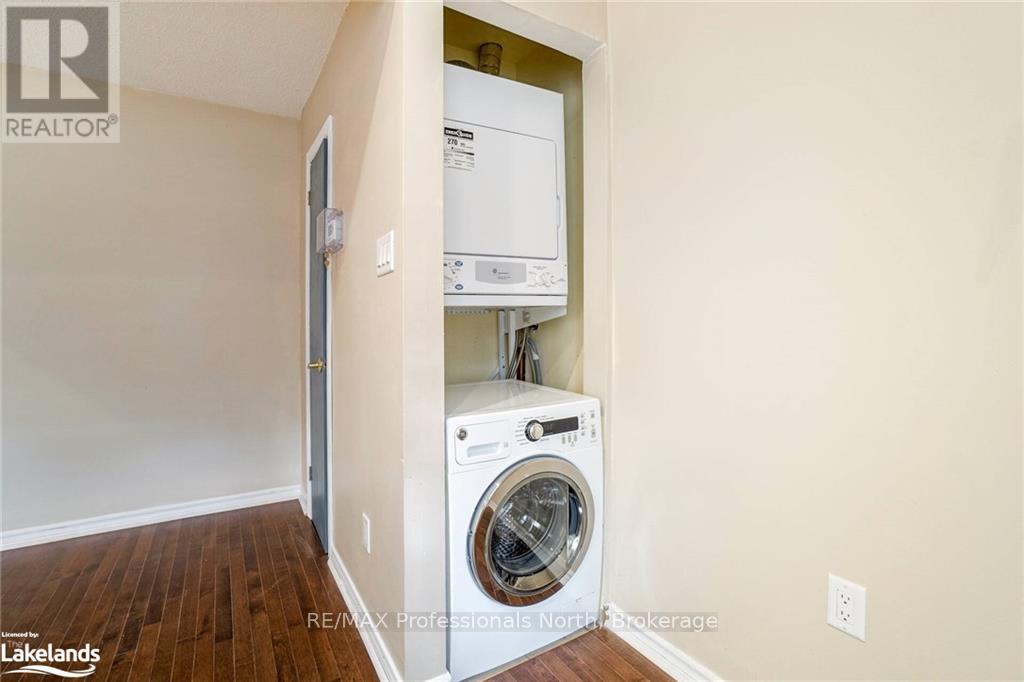 214 GERRARD STREET E - 21
