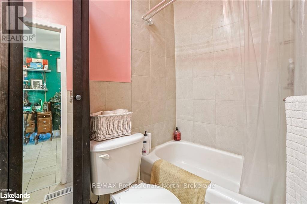 214 GERRARD STREET E - 24