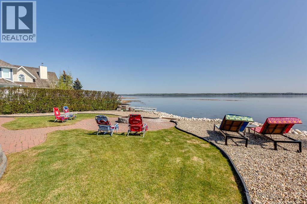384 Marina Bay Place, Sylvan Lake