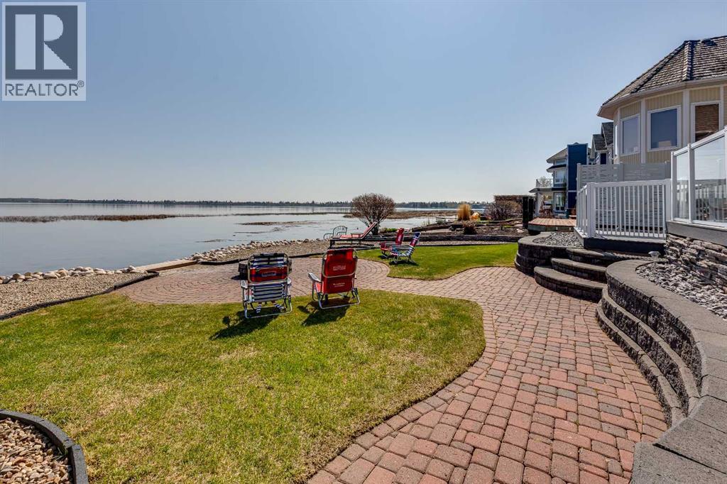 384 Marina Bay Place, Sylvan Lake