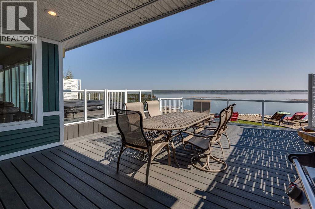 384 Marina Bay Place, Sylvan Lake