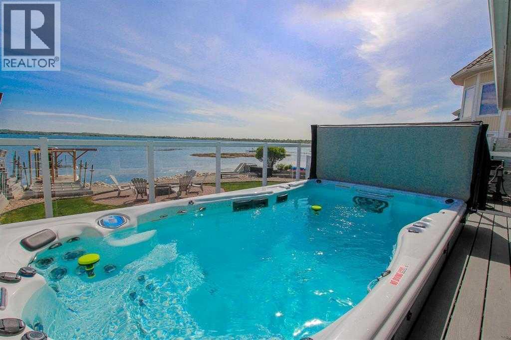 384 Marina Bay Place, Sylvan Lake