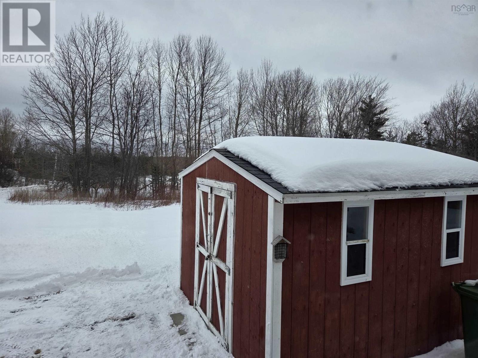 Property 33 of 49 of 131 Logan Road