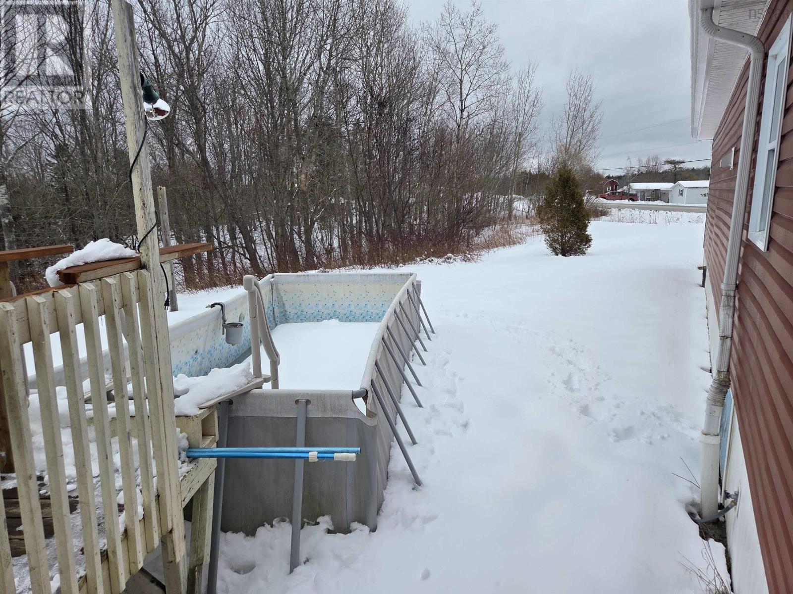 Property 31 of 49 of 131 Logan Road