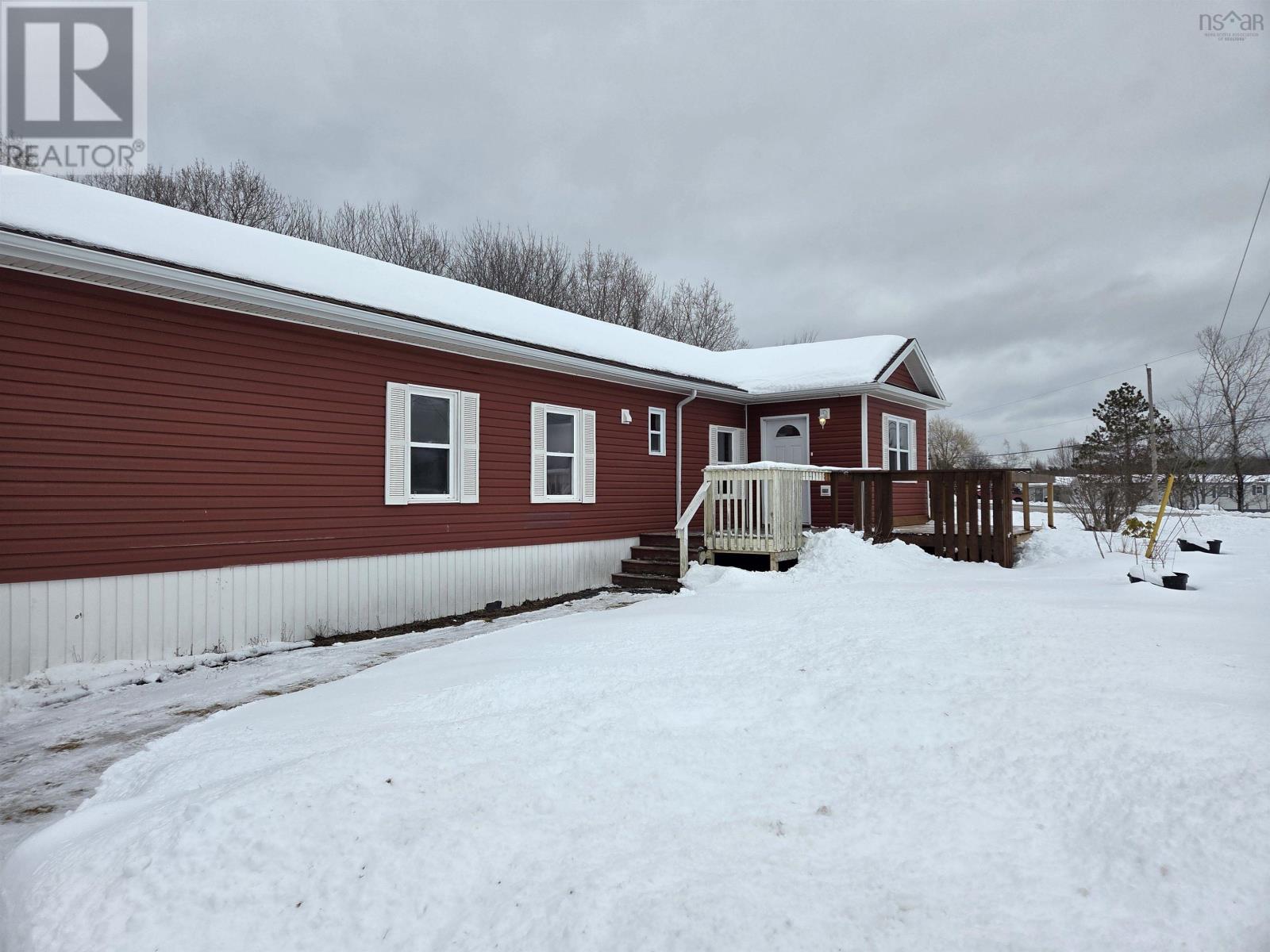 Property 37 of 49 of 131 Logan Road