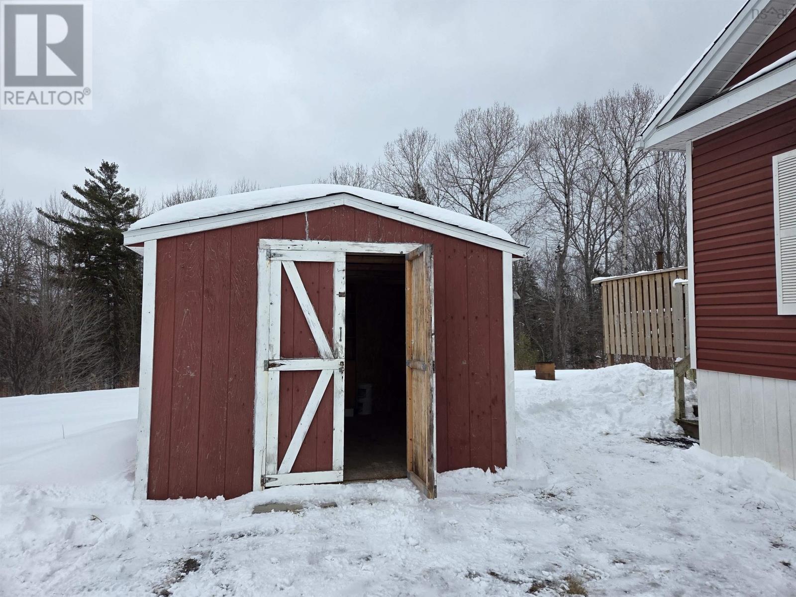 Property 38 of 49 of 131 Logan Road