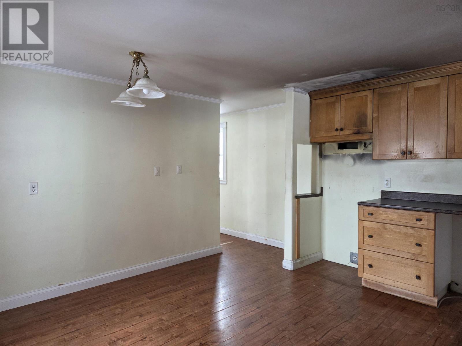 Property 7 of 49 of 131 Logan Road