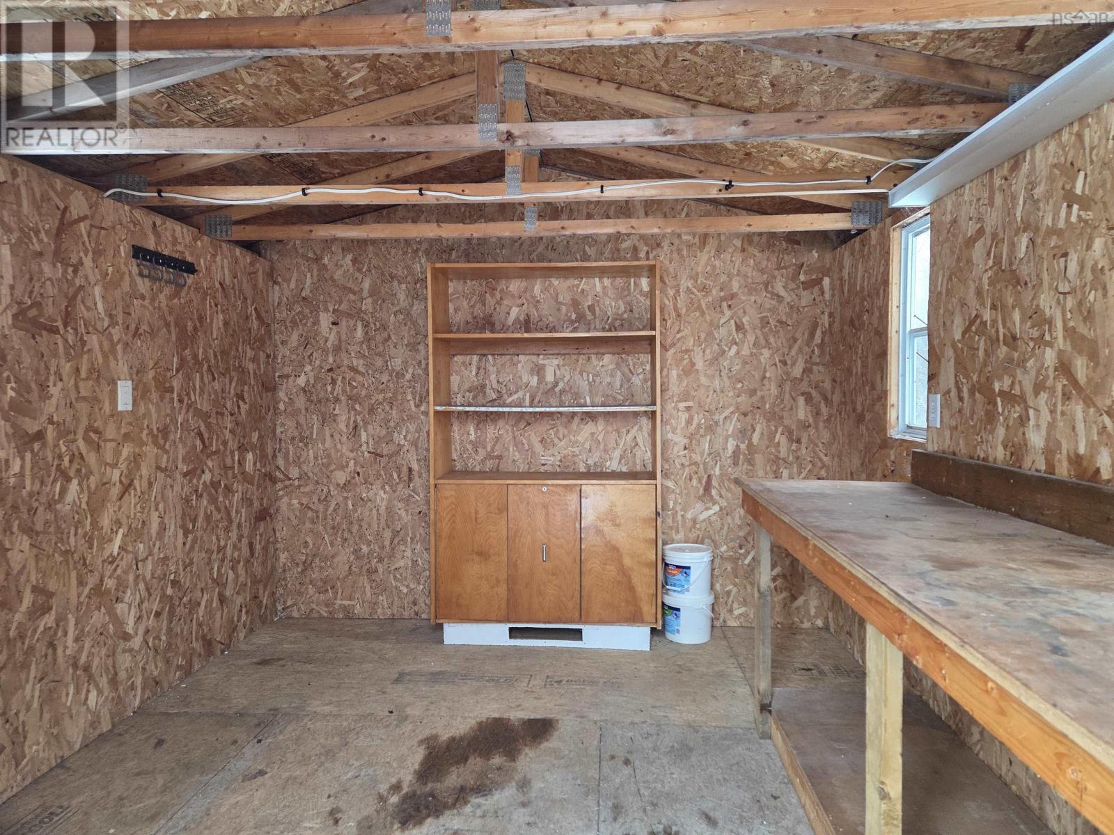 Property 39 of 49 of 131 Logan Road