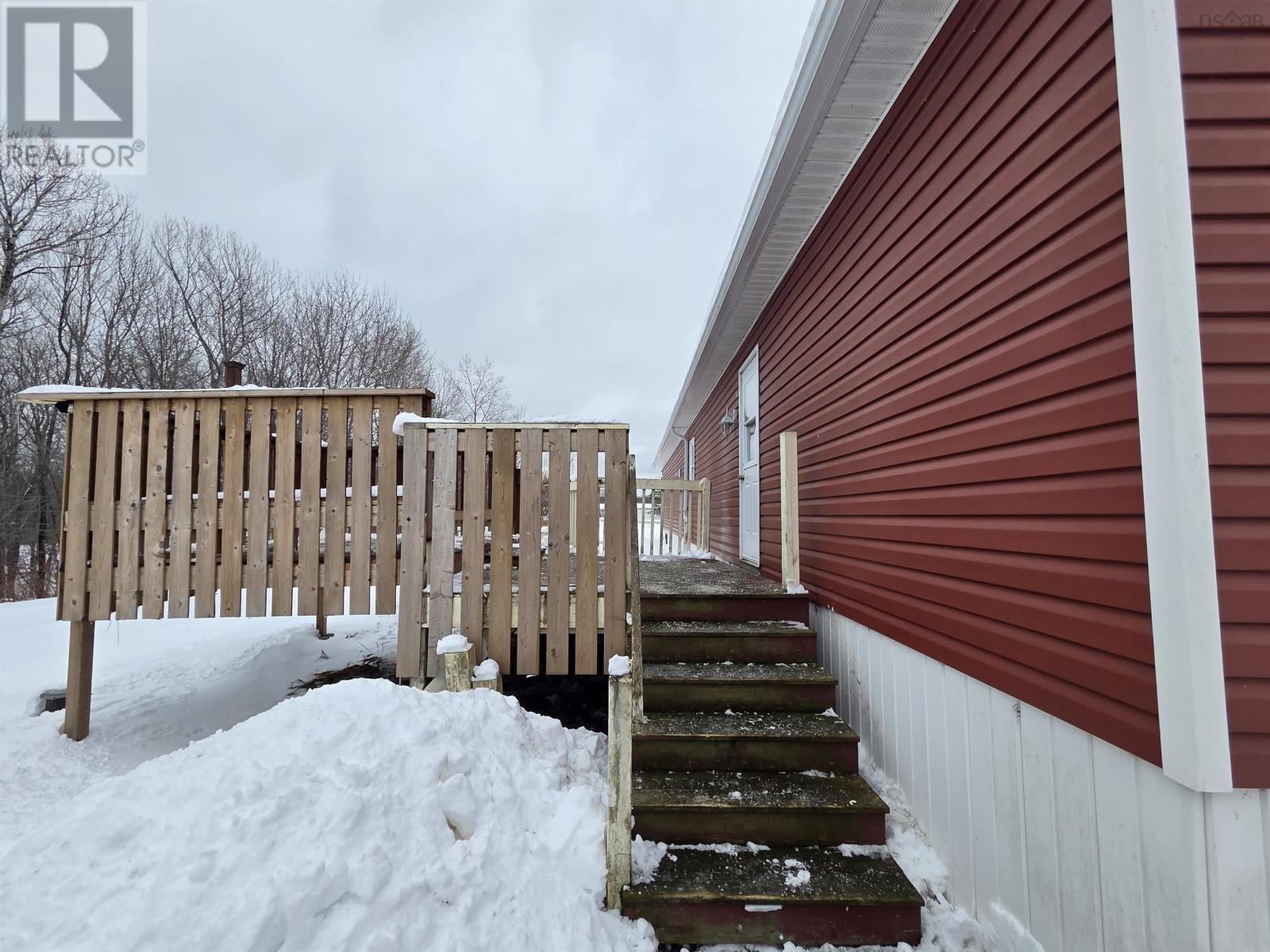 Property 42 of 49 of 131 Logan Road