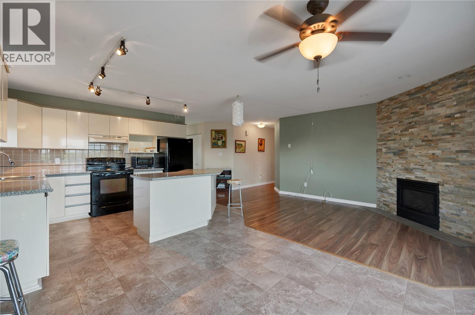 756 Bowen Dr - 10