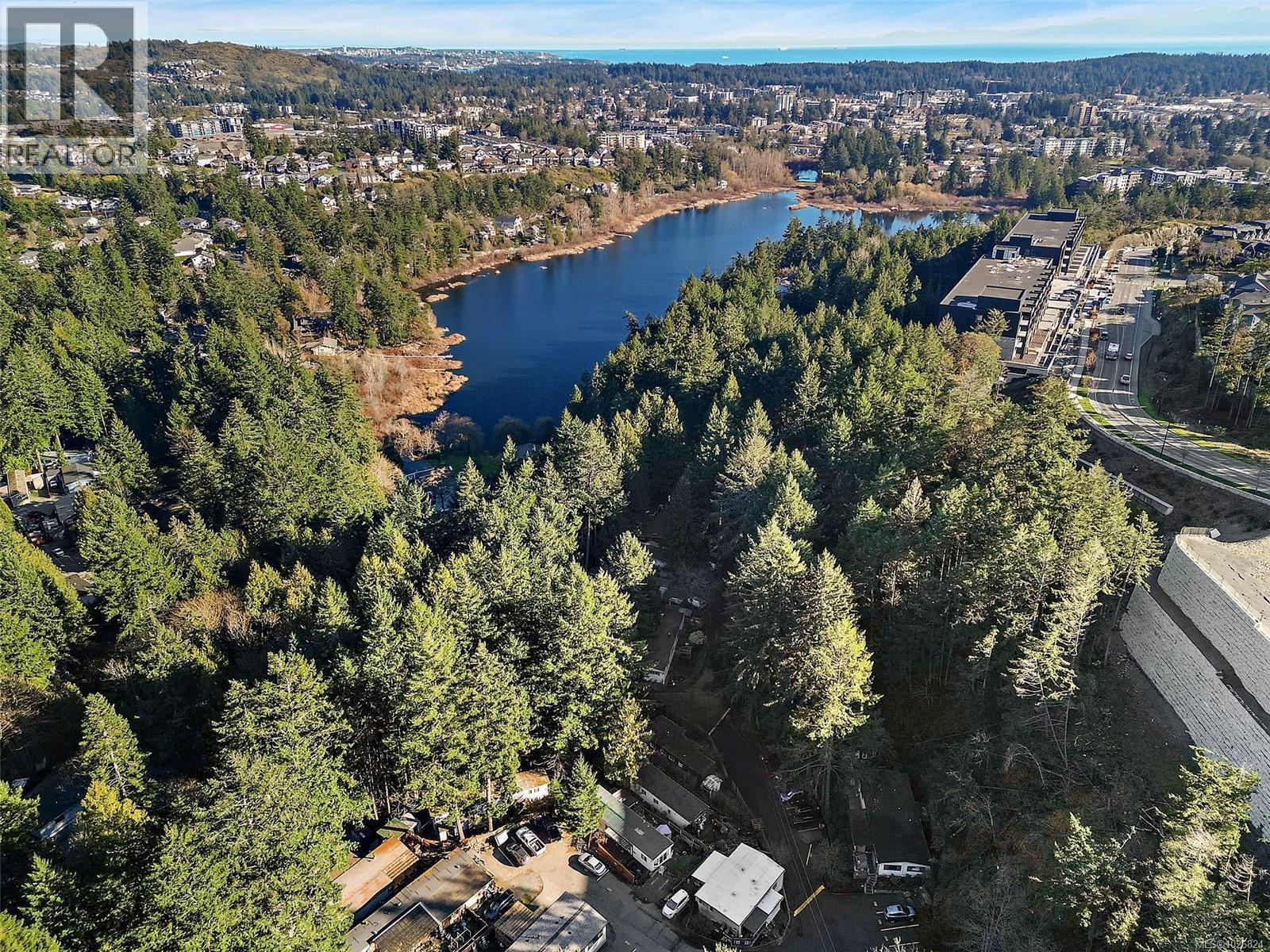 #131 2500 FLORENCE LAKE RD - 29