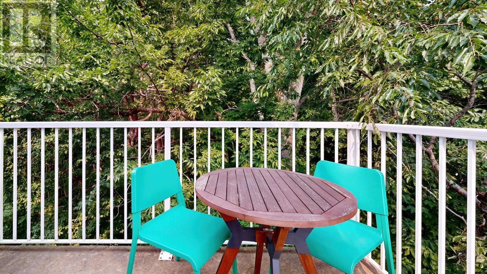 Property 22 of 42 of 308 476 Main Street