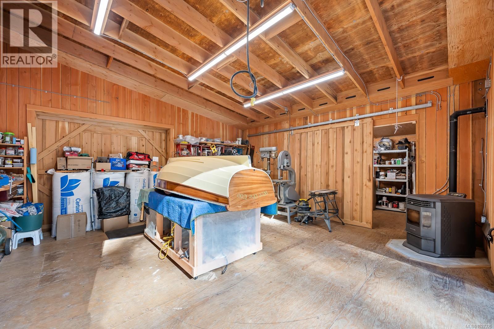 825 Austin Dr - 47