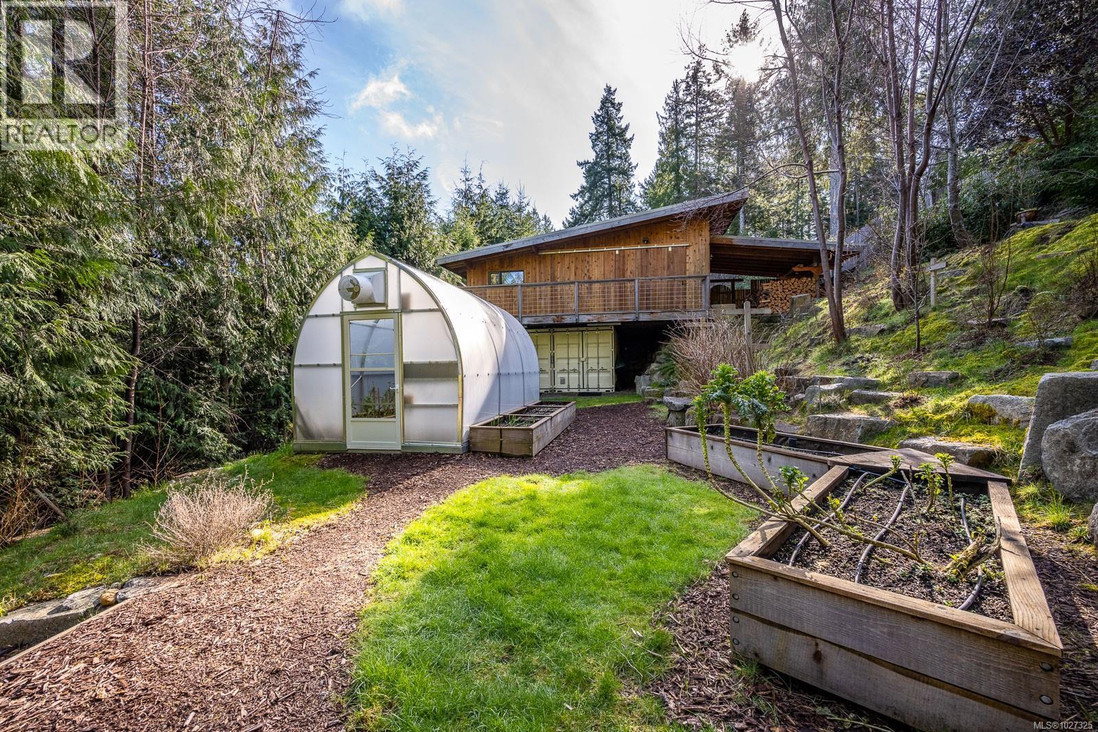 825 Austin Dr - 54