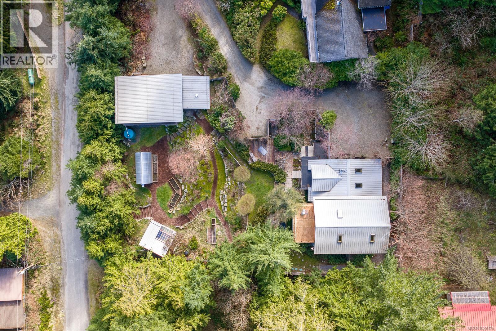 825 Austin Dr - 78