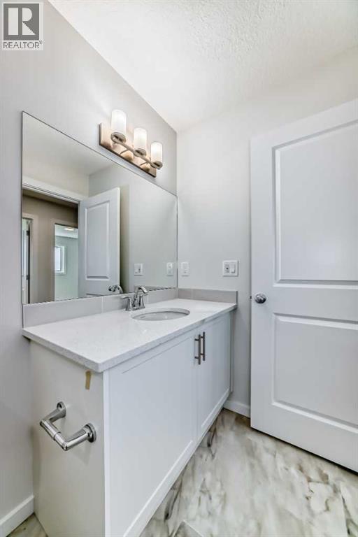 Single Family House for Sale in  Creekside Rise SW Pine Creek Calgary 