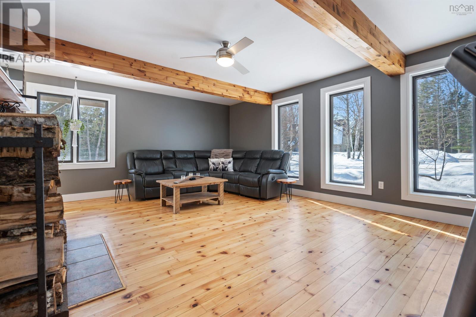 Property 20 of 46 of 52 Reade Street