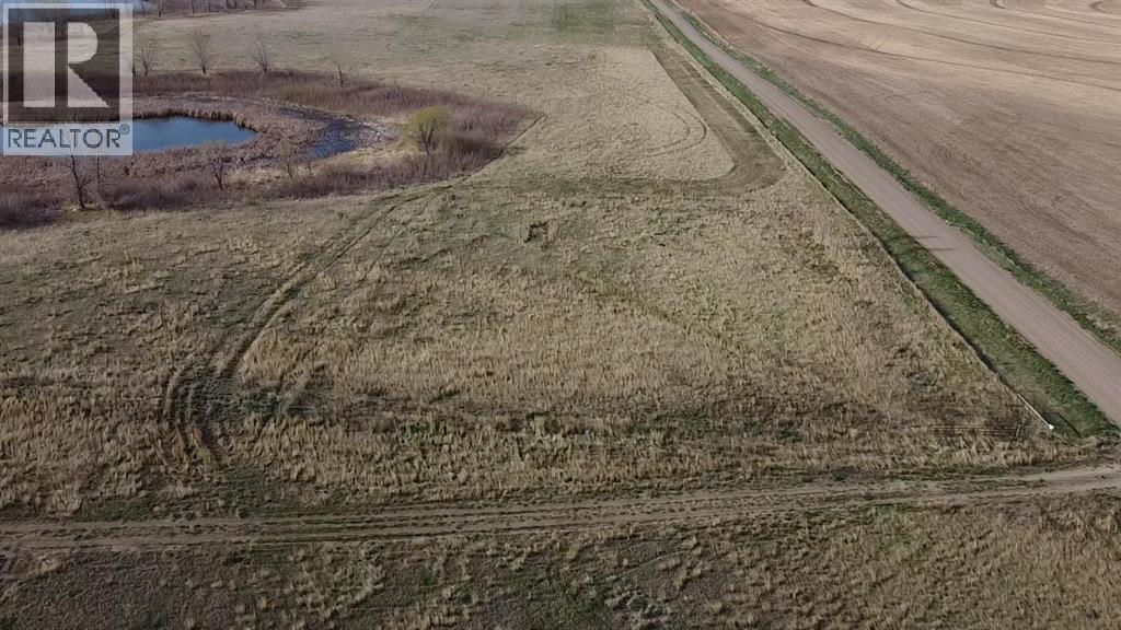 Portion of SQ 30-16-18-W4 Badger Lake - Photo 5 of 11, Rural Vulcan County, Alberta